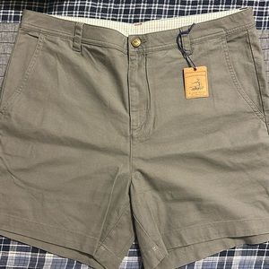 Brand New and Never Worn Size 36 Onward Reserve Camphouse Shorts